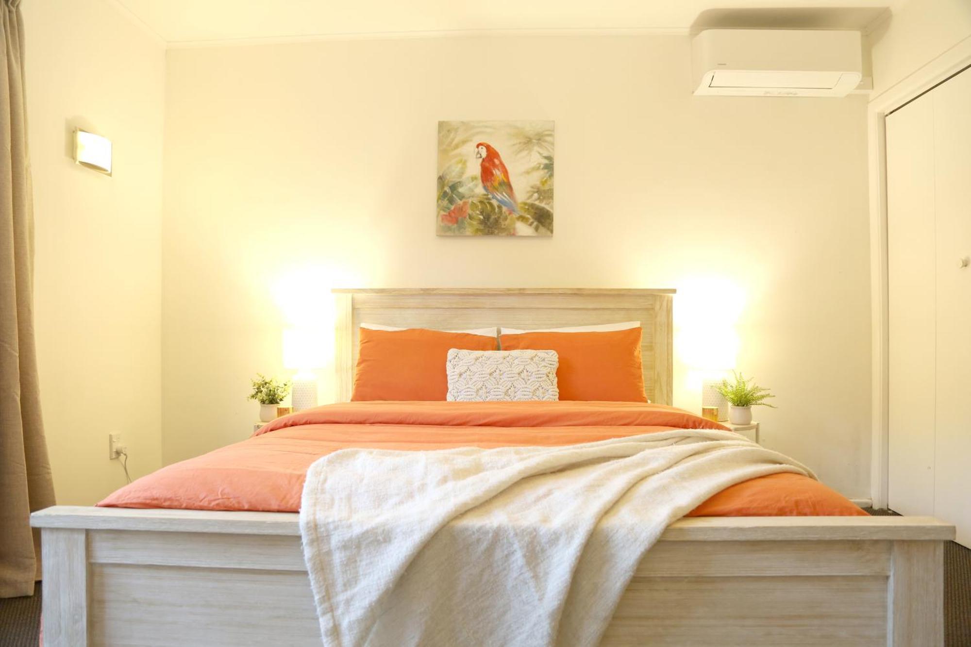 Skyline Haven - Entire Apartment - Free Parking, Espresso, Netflix - 15M To Cbd, Stadium, Ferry Wellington Eksteriør billede